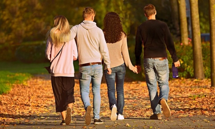 Ternyata, Jalan Kaki Juga Bermanfaat Bagi Kesehatan Otak