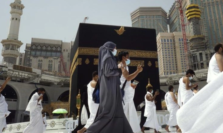 Biaya Karantina Sulitkan Jamaah Umrah 