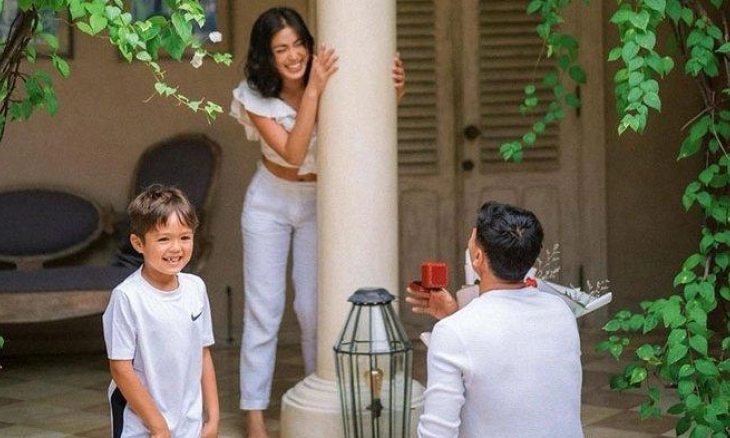 Jessica Iskandar Sedih Putranya El Barack Positif Covid-19 