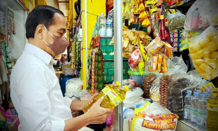 Soal Kelangkaan Minyak Goreng, Jokowi akan Ambil Keputusan Usai Kemah di IKN