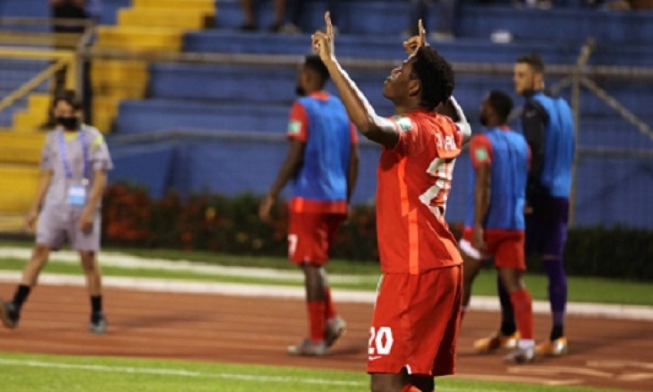 AC Milan Berburu Striker Jempolan di Musim Panas