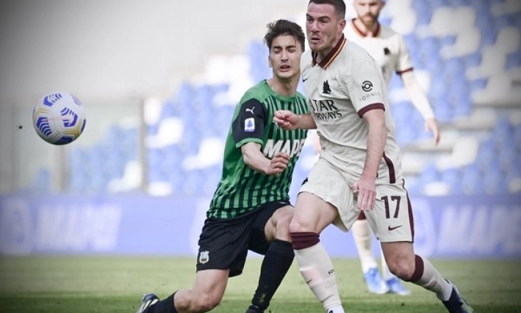 Newcastle Berniat Bajak Jordan Veretout