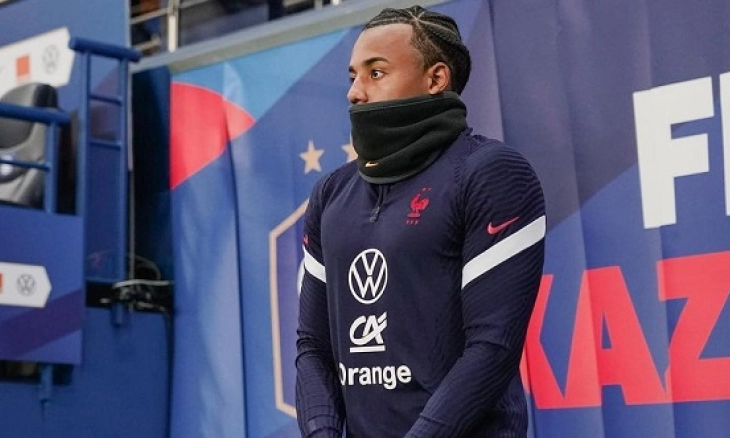 Demi Chelsea, Kounde Tolak Barcelona?