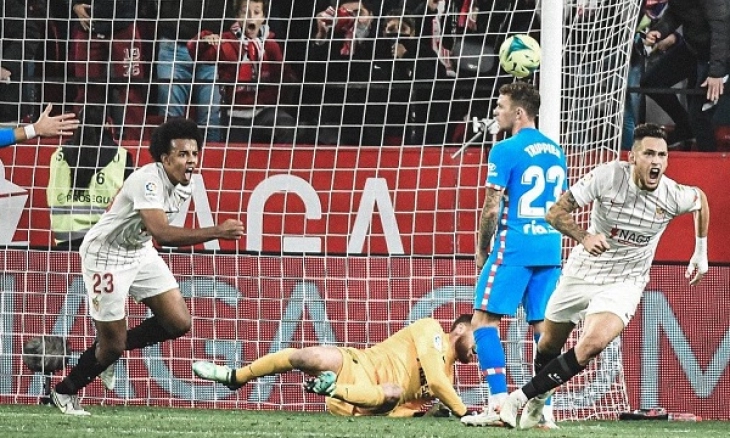 Chelsea Ingin Segera Amankan Jules Kounde