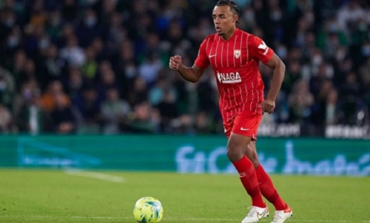 Bayern Ramaikan Perburuan Jules Kounde