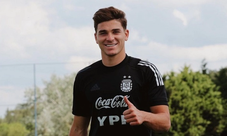 MU Siap Tebus Klausul Pelepasan Julian Alvarez