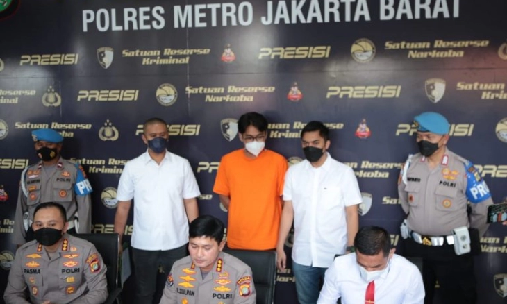 Manajer BCL dan Rekannya  Tersangka Narkoba dan Terancam 5 Tahun Penjara