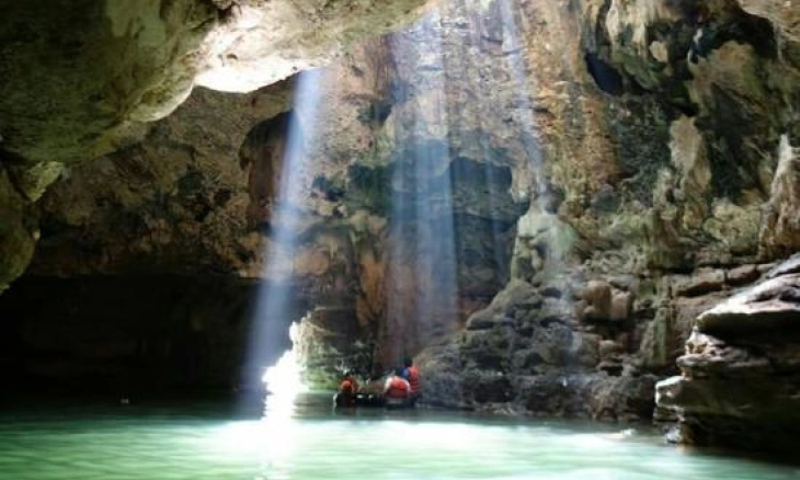 Serunya Cave Tubing di Kalisuci Yogyakarta