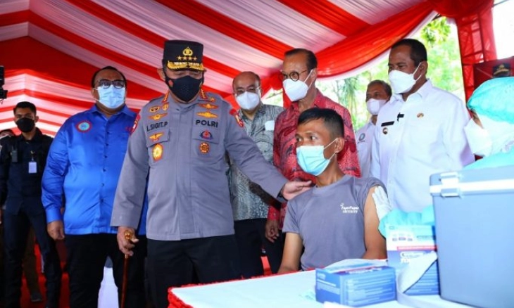 Polri akan Sediakan Gerai Vaksin di Setiap Pos  Mudik Lebaran