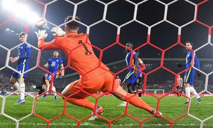 Kepa Ingin Bertahan di Chelsea