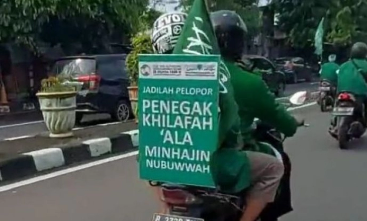 Densus 88 Antiteror Selidiki Konvoi Motor Beratribut Khilafah di Cawang
