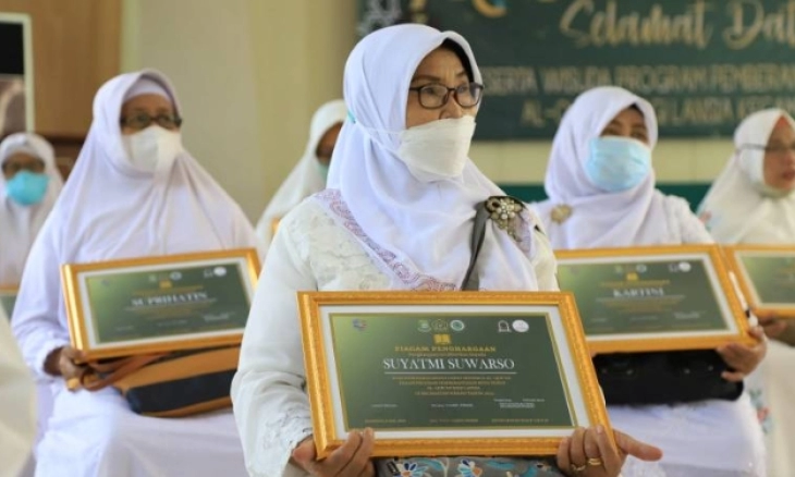 Pemkot Tangerang Wisuda 66 Warga Lansia Dalam Program Buta Huruf Al Qur’an