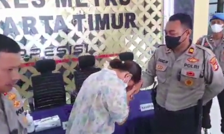 Mahasiswi yang Gigit Polisi di Jaktim Minta Maaf, Kasusnya Diselesaikan secara Restorative Justice