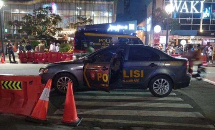 Terlalu Ramai dan Timbukan Macet, Polisi Blokade Zebra Cross Citayam Fashion Week