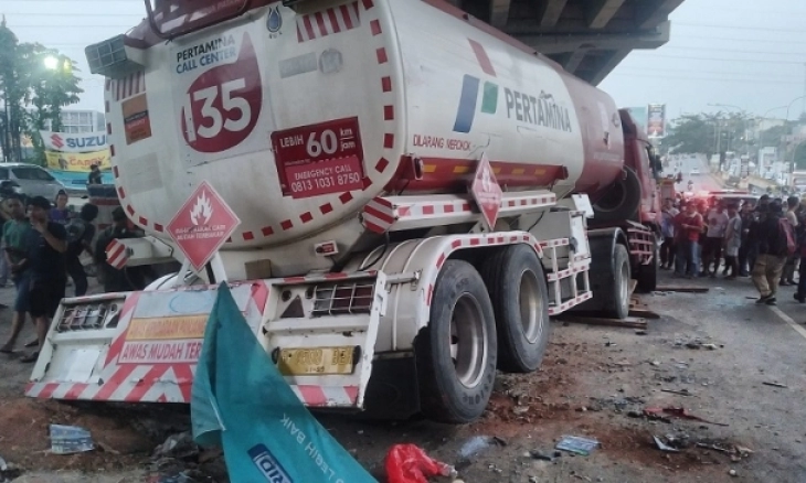 Sopir dan Kernet Truk Tanki BBM Pertamina jadi Tersangka