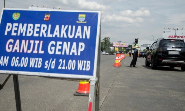 Petugas Gabungan Kota Bandung Kembali Terapkan Ganjil-genap Akhir Pekan Ini di Lima Gerbang Tol dan Dalam Kota