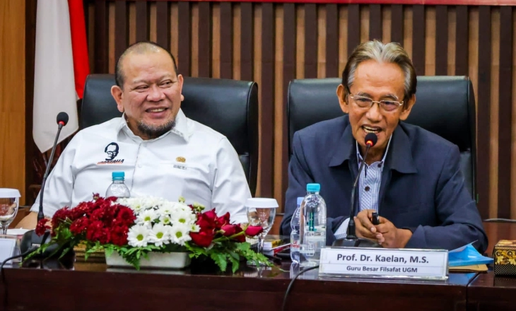 UUD 1945 Bukan Diamandemen, Tapi Diganti