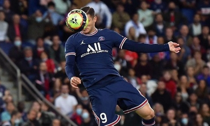 Suarez Menurun, Atletico Lirik Mauro Icardi