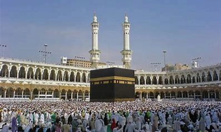 RI Stop Sementara Pemberangkatan Jamaah Umrah