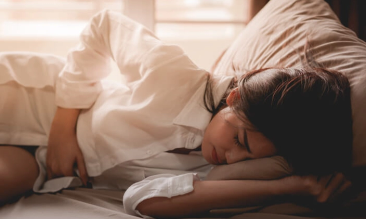 3 Minuman yang Bisa Mengurangi Kram Menstruasi