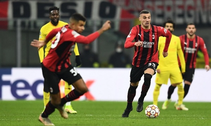 Pioli Akui Milan Masih Hijau di Liga Champions