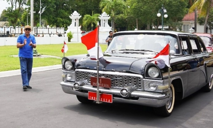 Mobil Antik RI 1 di Era Kepresidenan Soekarno di Gathering PPMKI