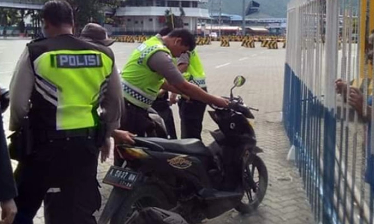 Silakan Cek di Mapolres Karawang, Satlantas  Kembalikan Puluhan Motor Hasil Curian