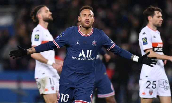 PSG Nyesel Perpanjang Kontrak Neymar?