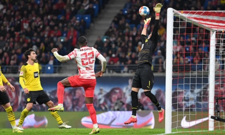 Rangnick Ingin Datangkan Nordi Mukiele