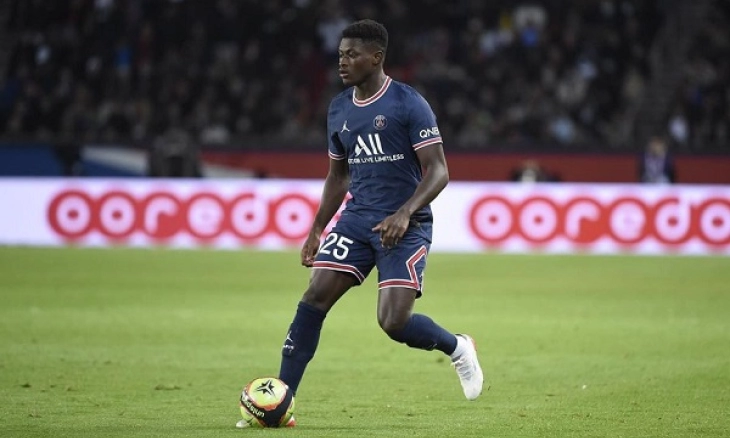 PSG Siap Tebus Klausul Pelepasan Nuno Mendes