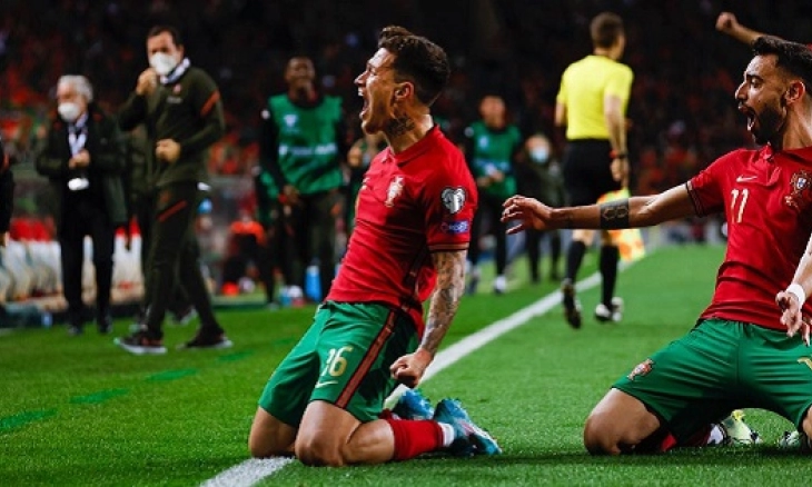 Jadi Bintang di Laga Kontra Turki, Gelandang Portugal Diburu Liverpool dan MU