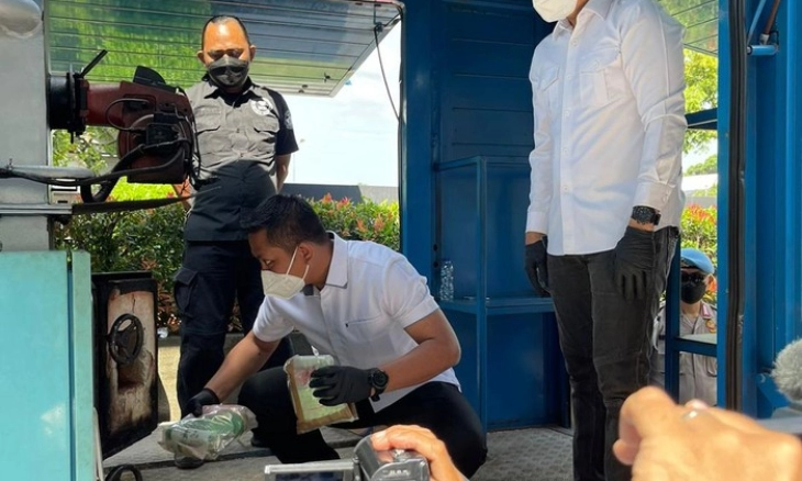Polrestro Jakbar Musnahkan Narkotika Gunakan Alat Insinerator Suhu Tinggi