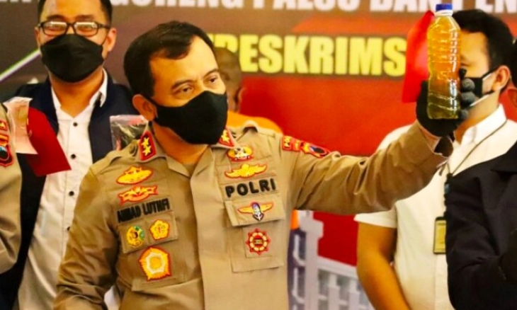 Minyak Goreng Palsu di Kabupaten Kudus Ternyata Diisi Air Bekas Cucian Motor dan Zat Pewarna