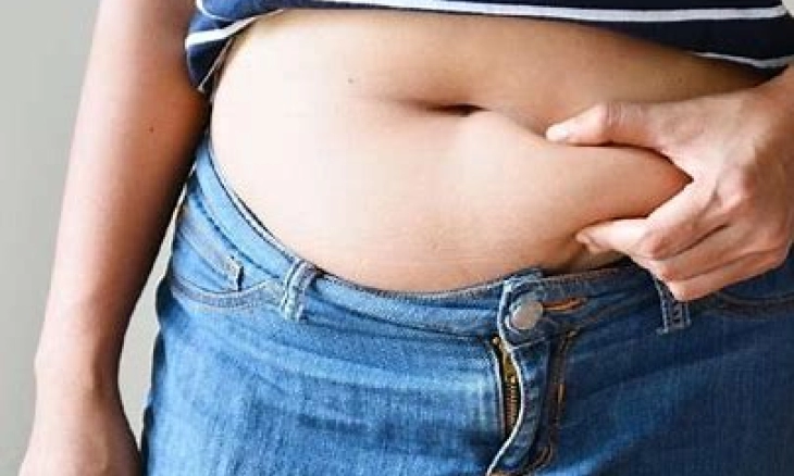 Lakukan Rutinitas Pagi Harian Ini, Perut Buncit Bisa Rata