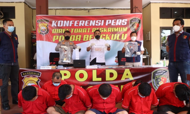 Tim Alpha dan Delta Sukses Dapat Rp2,9 Miliar dari Membobol Data Nasabah Bank