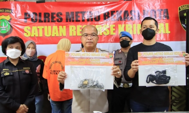 Orang Tua yang Rantai dan Telantarkan Anaknya Ditetapkan jadi Tersangka