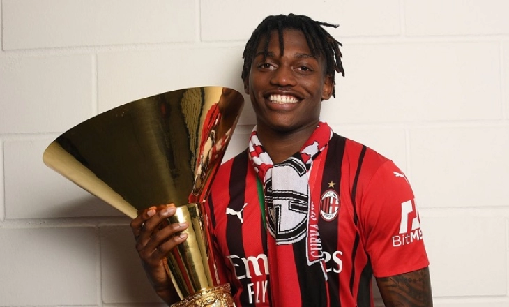 Kerja Keras Maldini di AC Milan : Perbarui Kontrak Leao Tanpa Merusak Struktur Gaji