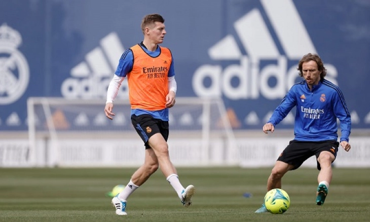 Carlo Ancelotti Yakin Menang Tanpa Benzema