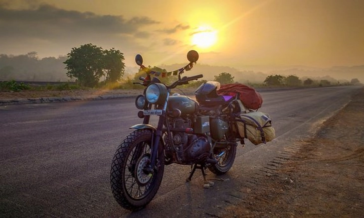 Hemat Baterai Handphone Selama Road Trip