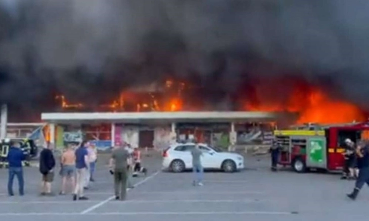 Serangan Rudal Rusia Hancurkan Mal Ukraina, 10 Orang Dikabarkan Tewas