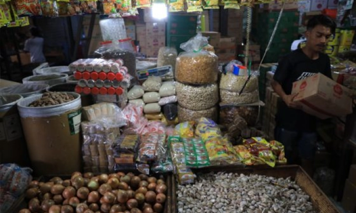 Pasar Jaya Sebar Minyak Goreng Murah di Seluruh Gerai Pangan