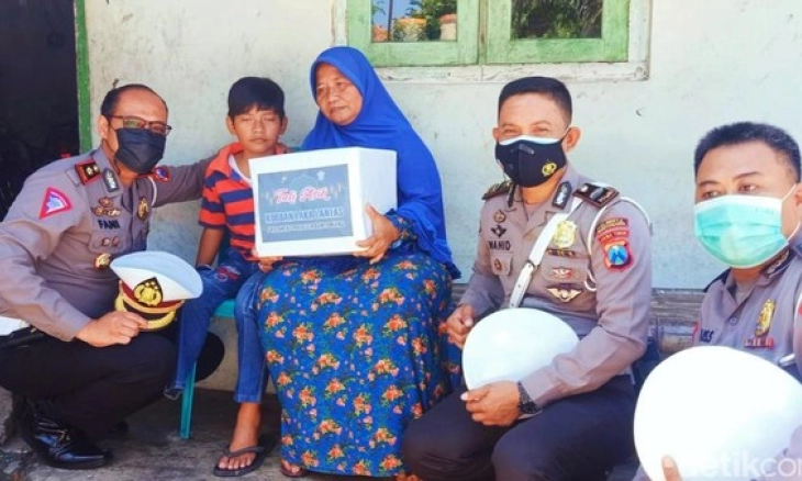 Kepedulian Polresta Banyuwangi kepada Korban Kecelakaan Kurang Mampu