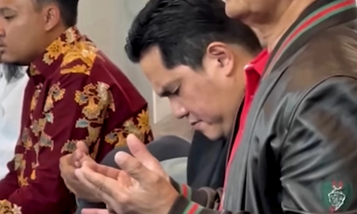 Jarak Tak Hentikan Erick Gelar Doa untuk Eril