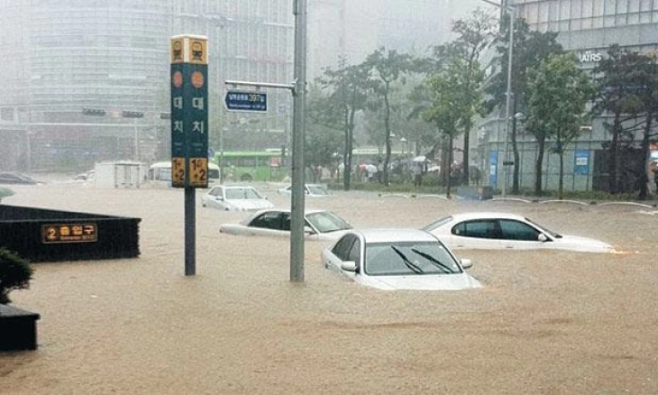 Pengen Viral dan Tantang Bahaya, YouTuber Asal Korea Selatan Dikritik Netizen