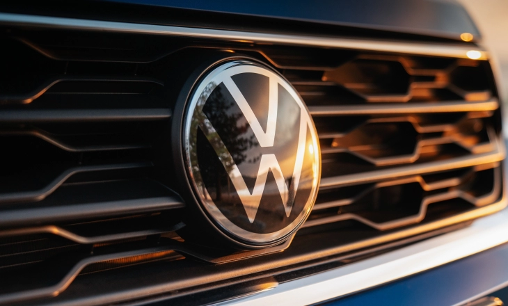 Volkswagen akan Investasikan $20 Miliar Lebih untuk Membangun Baterai Kendaraan Listrik