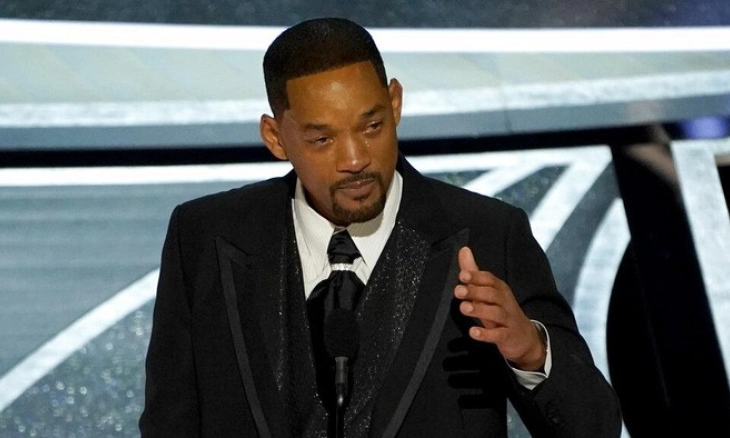 Will Smith Minta Maaf atas Telah Menampar Chris Rock di Oscar Awards 2022