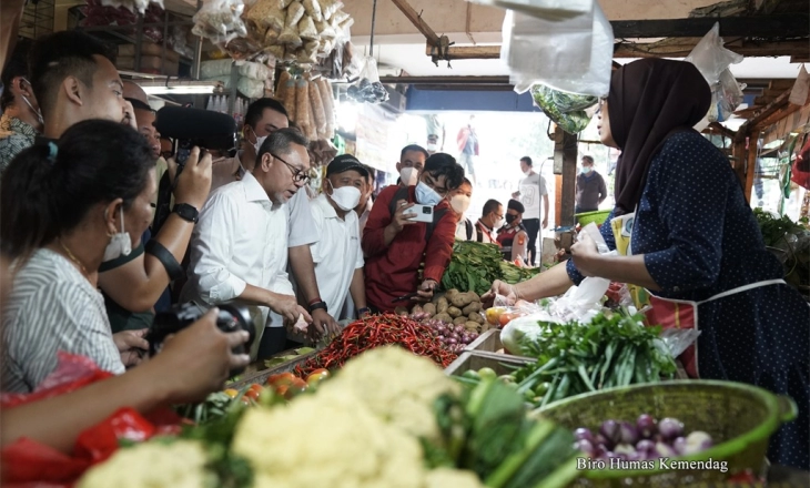 Minyak Goreng Rp 14.000/Liter Ada di 13.968 Warung Pangan dan Warung Gurih